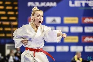 Ylenia Francini medaglia di bronzo ai Campionati Italiani di Karate categoria Master