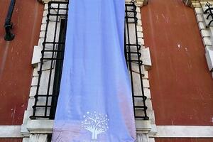 Un drappo viola da Palazzo Ducale per la giornata mondiale della fibromialgia grazie a CFU Italia