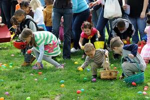 Caccia all’uovo nel parco della Camilla ad Aulla sabato 30 marzo