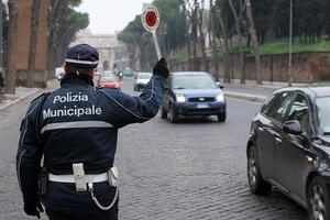 Massa Carrara: Uil Fpl in piazza a Roma per la polizia locale difende il corpo a Massa