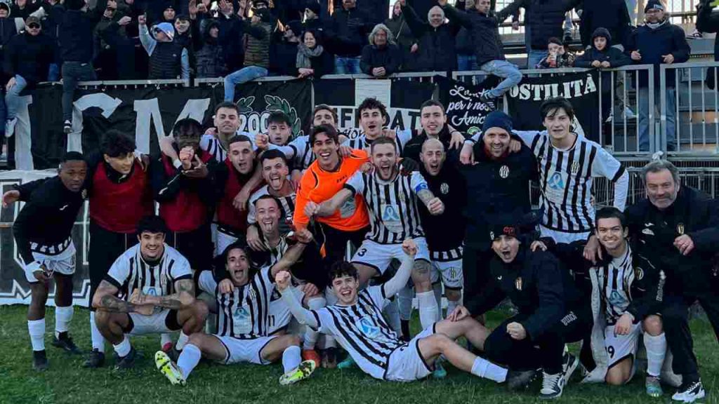 Massese Calcio - Lagazzettadimassaecarrara.it