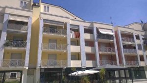 Edificio nell'area ex Montecatini - Lagazzettadimassaecarrara.it