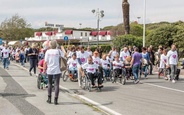 La CarrozzAbile - Lagazzettadimassaecarrara.it