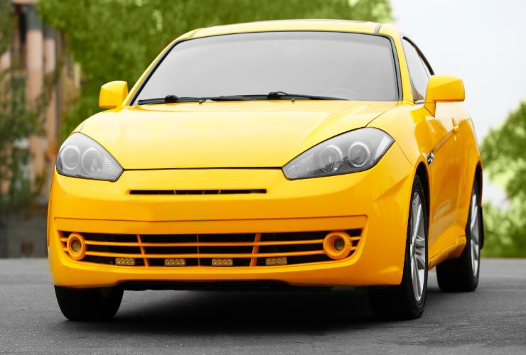 Auto gialla