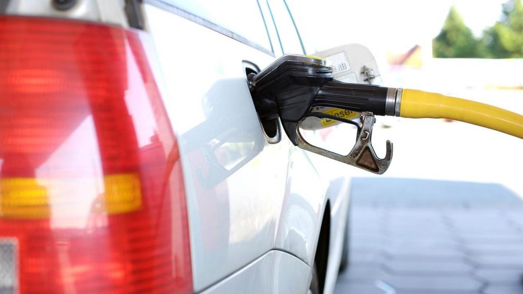 prezzo benzina