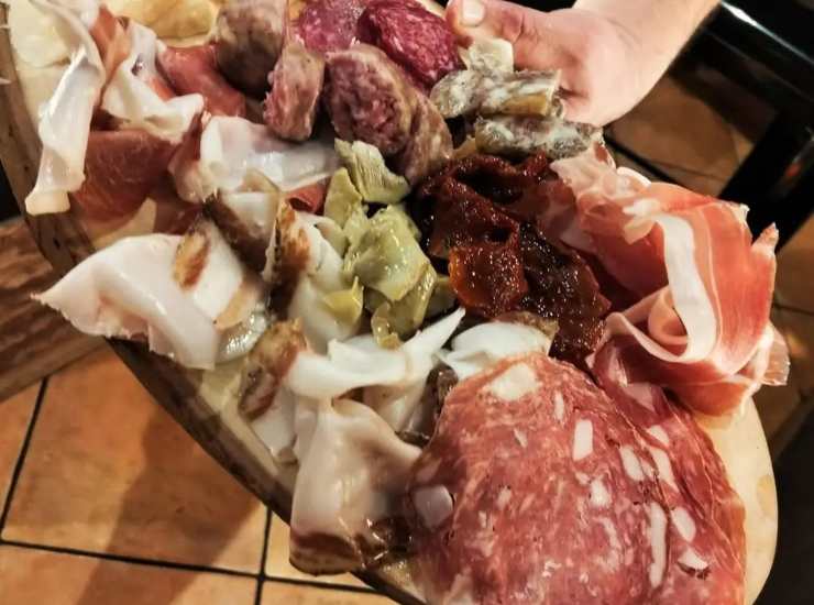 tagliere e salumi