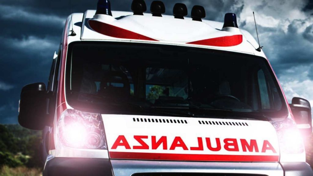 Ambulanza - Lagazzettadimassaecarrara.it